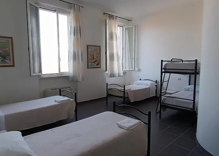 Il Pescemagra Hostelameglia Hostel Ameglia